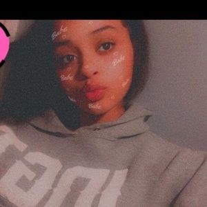 Meet your Posher, Kiara